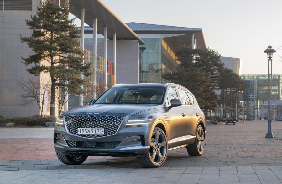  Genesis GV80 2020 года  (KR) (фото 10 из 16)